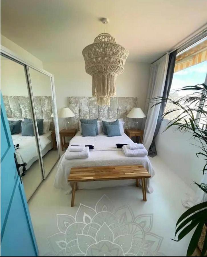 Beach Front Apartment ジブラルタル エクステリア 写真