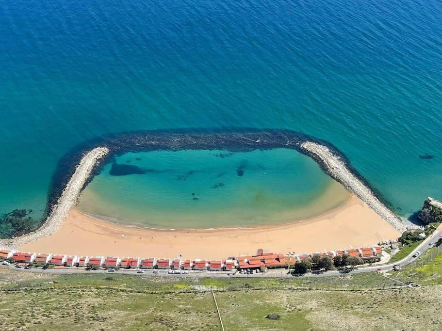 Beach Front Apartment ジブラルタル エクステリア 写真