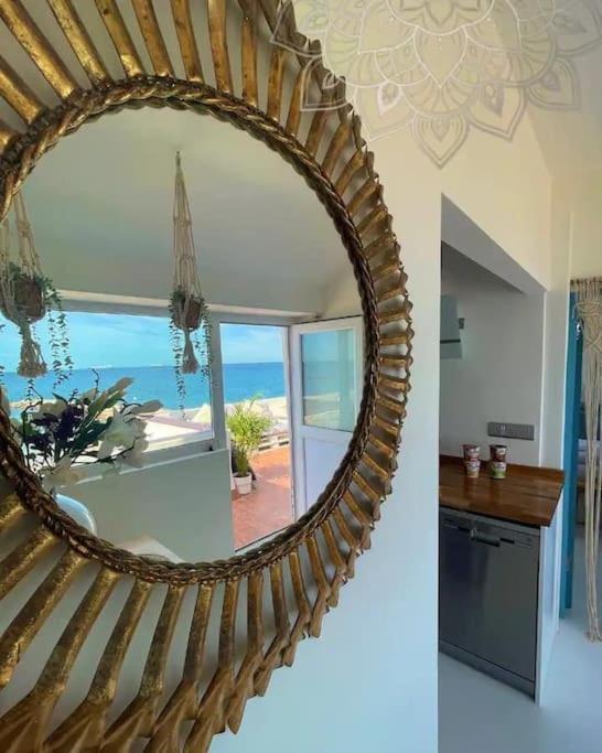 Beach Front Apartment ジブラルタル エクステリア 写真