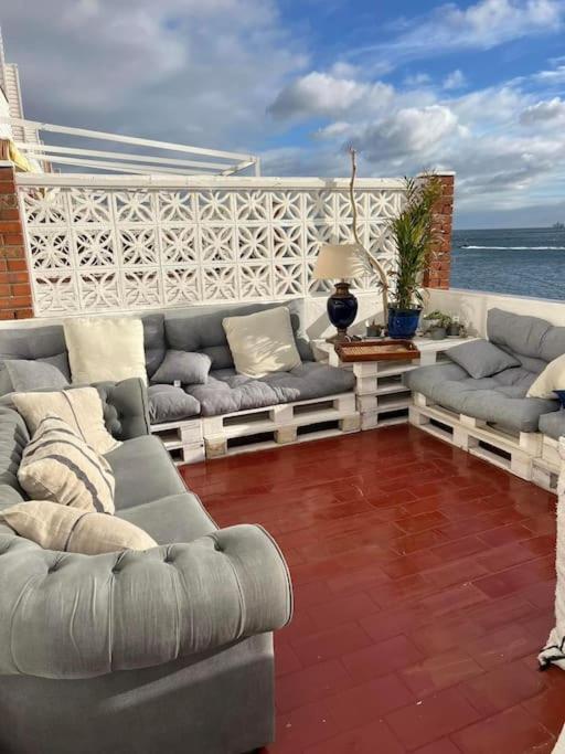 Beach Front Apartment ジブラルタル エクステリア 写真